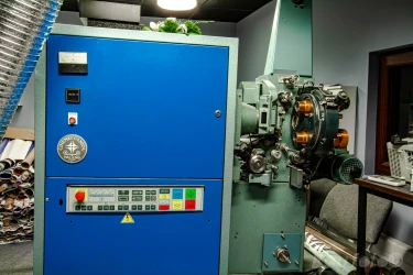 Cinemeccanica 35 mm-es vetítőgép.