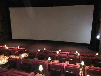 Tizenöt százalék a Cinema Momban
